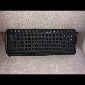 Black studded forever 21 Clutch!